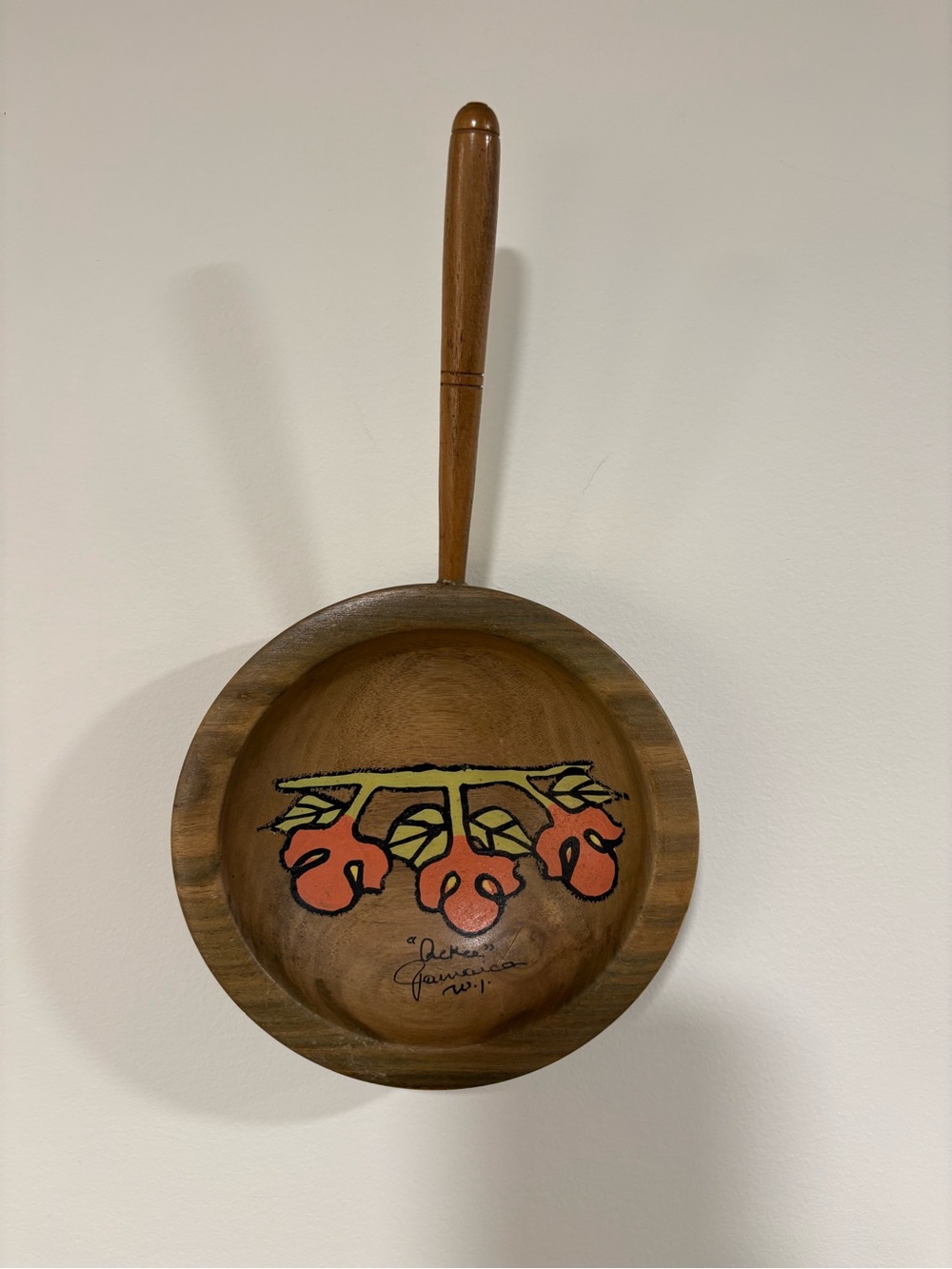 MCM Jamaica Hand-Painted Wooden Wall Serving Bowl / wall hanging. Ackee Fruit.